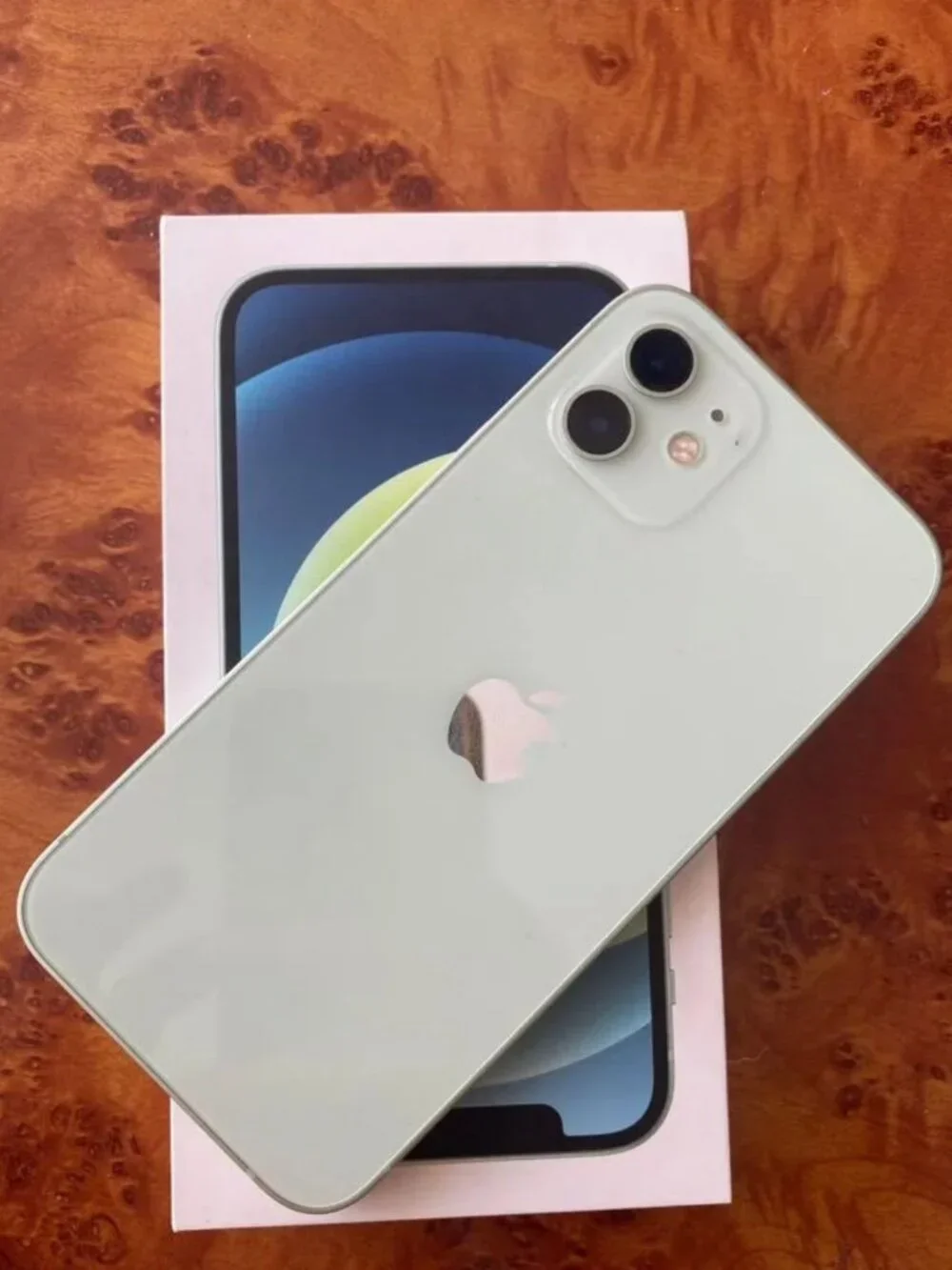 iPhone 12, 128 ГБ, SIM + eSIM